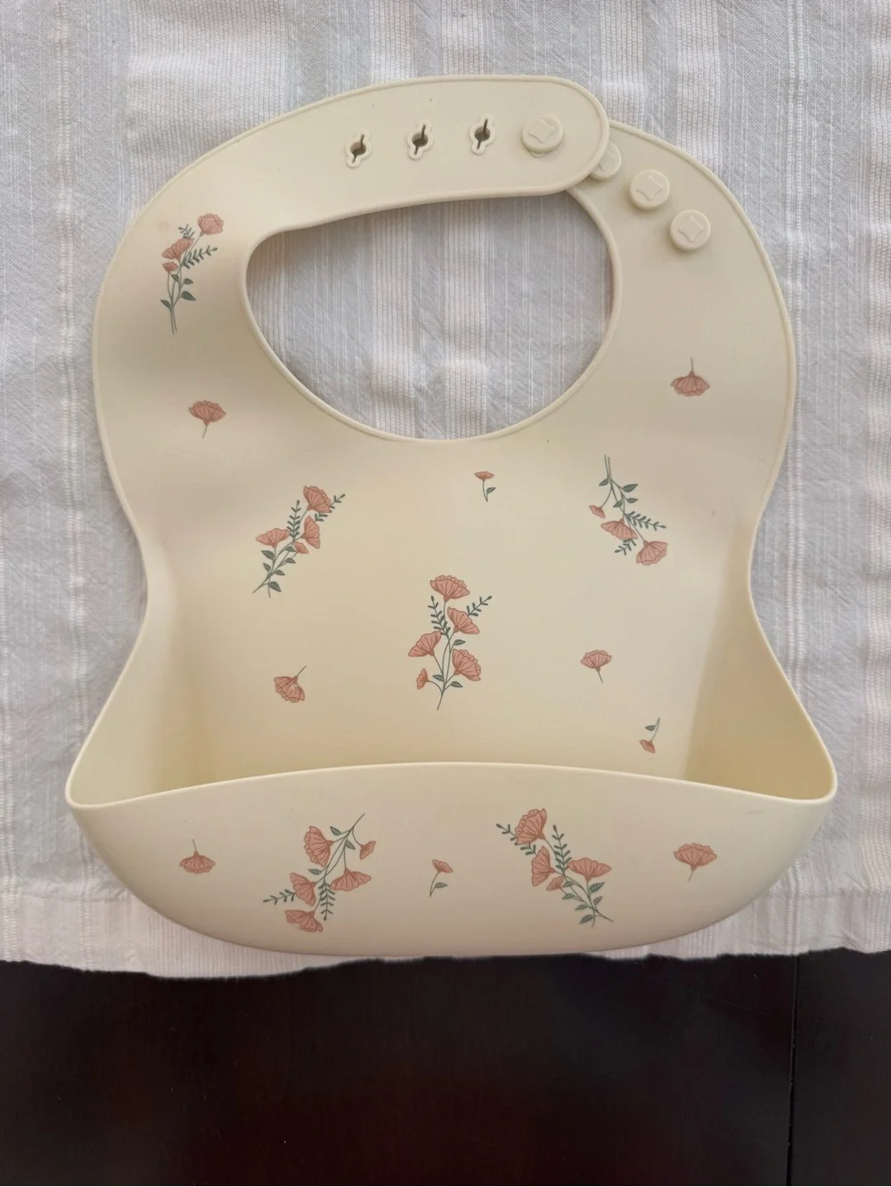 Mushie Adjustable Silicone Baby Bibs - Pink and Cream Floral Set